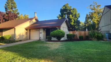 Main picture of 2585 Duet Dr