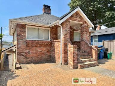 Main picture of 5511 18th Ave S