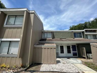 Main picture of 6061 Windhover Dr