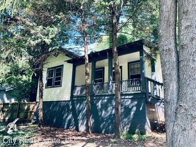 Main picture of 18 Wood Ave