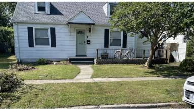 Main picture of 3912 Peterson St