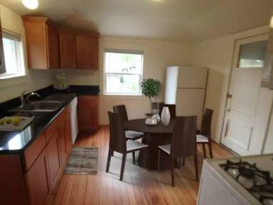 Main picture of 3919 SE 28th Pl