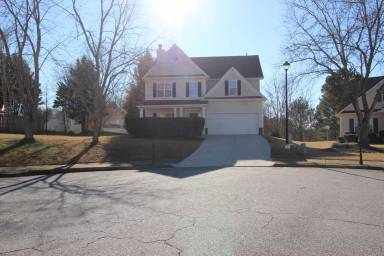 Main picture of 511 Langham Cir