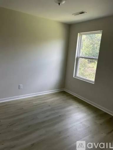 Main picture of 1650 Sandersted Village Cir