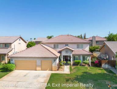 Main picture of 1135 Calle del Sol