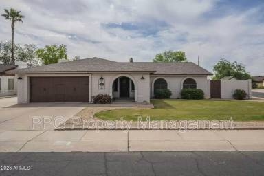 Main picture of 3413 W Kristal Way