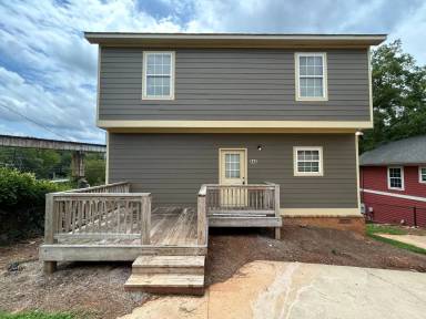 Main picture of 840 Dr Martin Luther King Pkwy