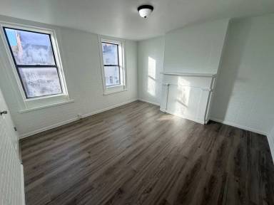 Main picture of 280 4th St