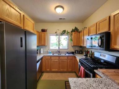 Main picture of 4028 Paseo del Sol