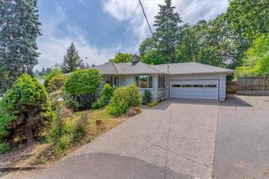 Main picture of 2985 Merdel Ave S