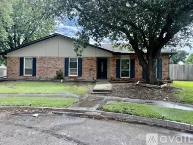 Main picture of 5024 Middleton Cir