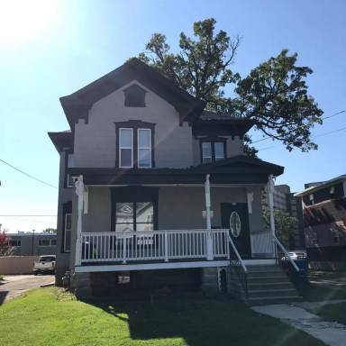 Main picture of 633A Amherst Ave