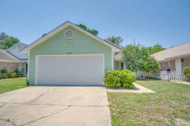 Main picture of 7499 Northpointe Blvd
