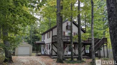 Main picture of 2552 E Birch Ct