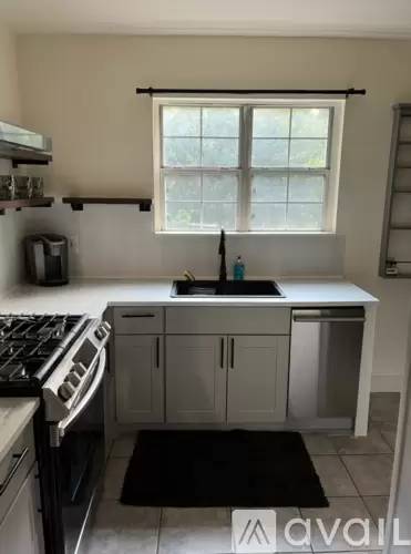 Main picture of 417 Willow Ln