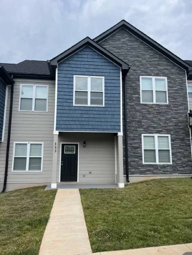 Main picture of 123 Emanuel Ct