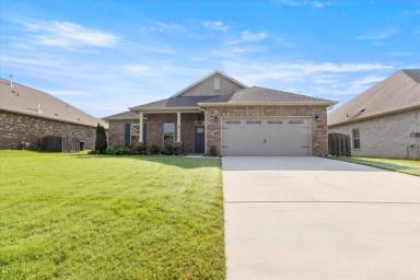 Main picture of 3037 Peevey Creek Ln