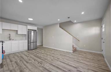 Main picture of 208 Althea St
