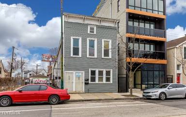 Main picture of 615 W 18th St