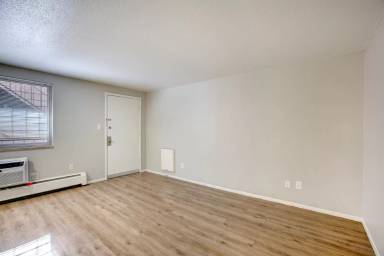 Main picture of 1335 Gaylord St
