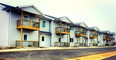 Main picture of 100 E Highpointe St