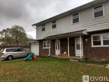 Main picture of 2831 Myrtle St