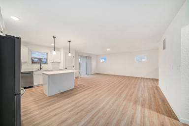 Main picture of 356 Sherman St