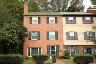 Main picture of 15 Georgetown Grn