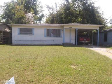Main picture of 1046 Star St