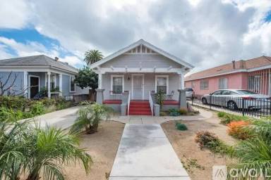Main picture of 2281 Irving Ave