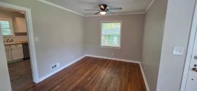 Main picture of 2002 E Camellia Dr