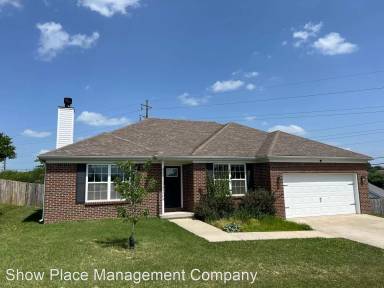 Main picture of 204 Frederick Rd
