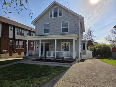 Main picture of 810 Pedretti Ave