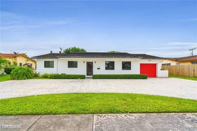 Main picture of 8950 SW 56th St