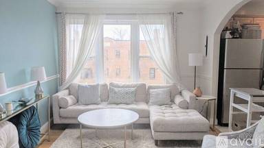 Main picture of 401 Evarts St NE