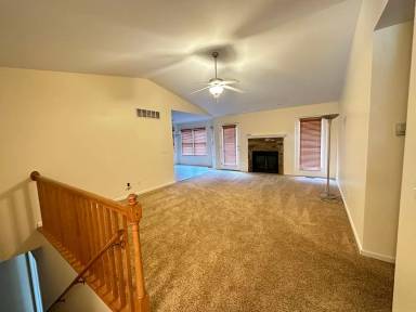 Main picture of 883 Meadows Dr