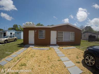 Main picture of 2332 NW 15th St