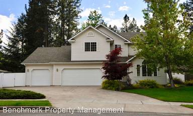 Main picture of 5218 E River Pl