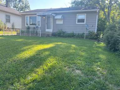 Main picture of 511 Burton Rd