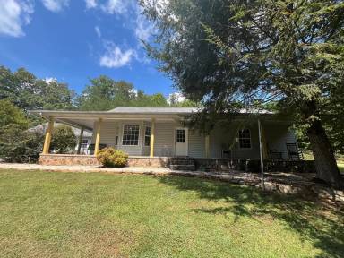 Main picture of 3311 Six Mile Rd