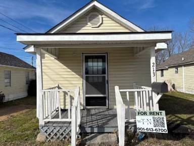 Main picture of 213 Haywood St
