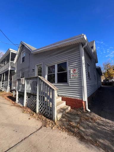 Main picture of 72 Hyde St