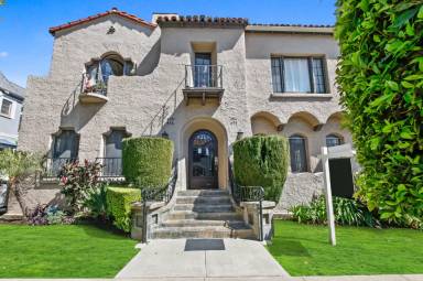 Main picture of 454 N Orange Grove Ave
