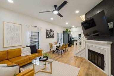 Main picture of 3904 Rawlins St