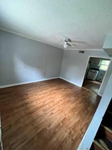 Main picture of 401 S Orleans St