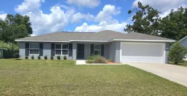 Main picture of 16318 SW 17th Ave