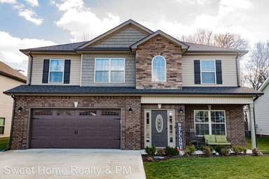 Main picture of 704 Cavalier Dr