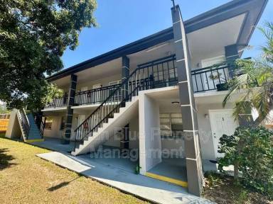 Main picture of 309 S Arcturas Ave