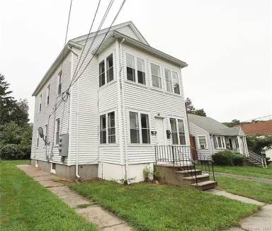 Main picture of 42 Derby St