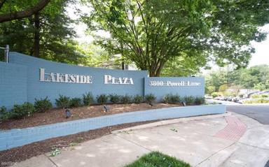 Main picture of Lakeside Plaza Condominium